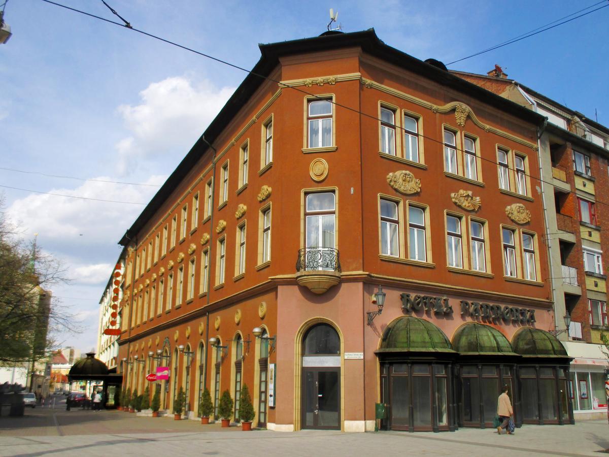 Hotel Pannonia Miskolc Exterior foto